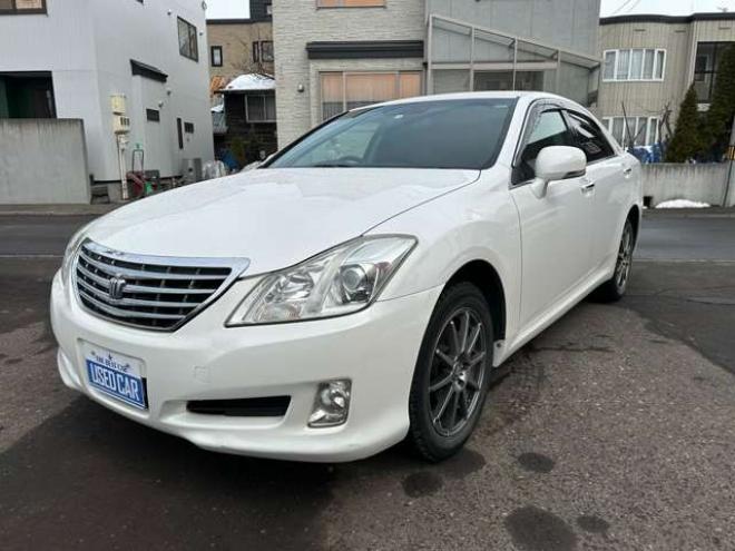クラウンロイヤル 3.0 ロイヤルサルーン i-Four 4WD　TOYOTA純正HDDナビ　地デジ　ETC 3000