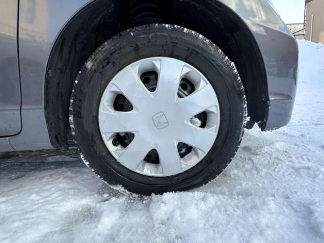 フリード1.5 G ジャストセレクション 4WD　片側パワースライドドア 1500