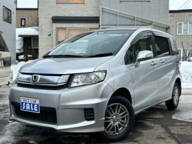 フリードスパイク　1.5 G ジャストセレクション 4WD　 1500