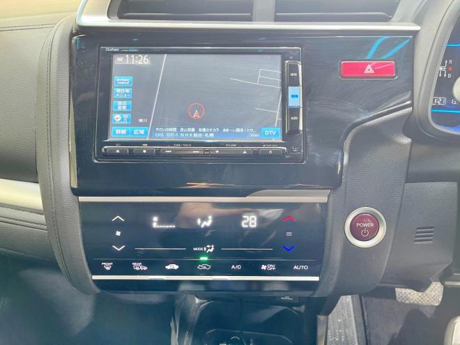 フィット1.5ハイブリッドLパッケージ 4WD 5年保証 スマキー ナビTV Bカメ 寒冷地仕様 禁煙 車検整備2年付