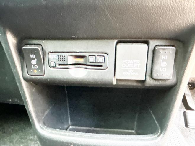 N-BOXG Lパッケージ 4WD　ローンが不安な方＜優遇ローン＞　寒冷地仕様　純正ナビ　片側PWスラ　シートヒーター