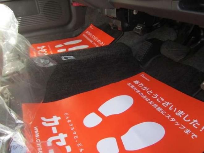 ラパンL 2トーンルーフ 4WD　車検R8年5月 63000km 夏冬タイヤ 1年保証付 660
