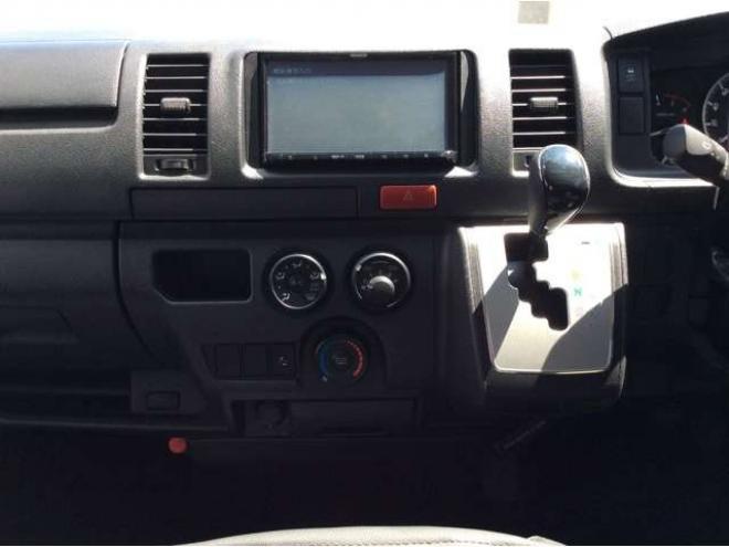 ハイエースバン2.8 DX ロング ディーゼルターボ 4WD　ルーフキャリア　バックカメラ　キーレス 2800