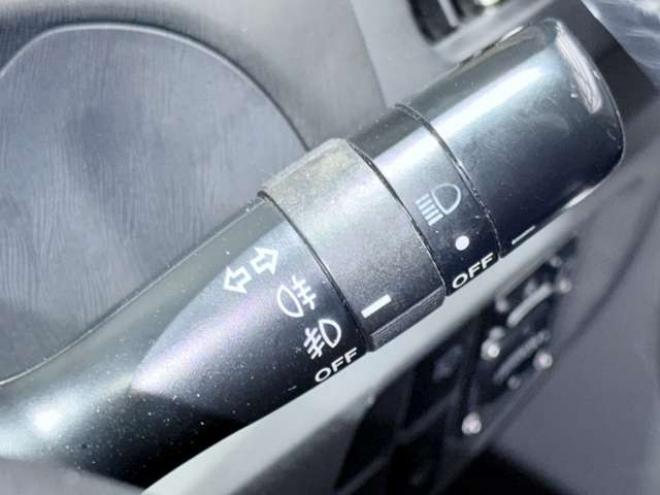 プリウス1.8 G ツーリングセレクション　下廻防錆ナビBカメEスタETC夏冬タイヤ 2WD 1800