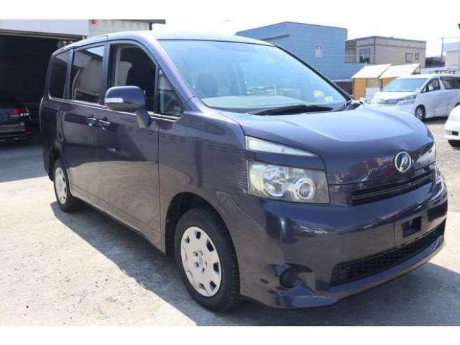 ヴォクシー2.0 X Lエディション 4WD　左パワスラ・キーレス・7.9万k 2000