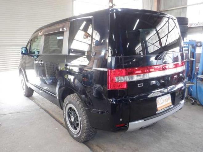 デリカD：5 2.4 シャモニー 4WD　本州仕入・ナビ・Rモニター・パワスラ・ 2400