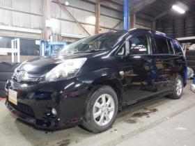 アイシス　1.8 プラタナ 4WD　ナビ・TV・Bカメラ・パワスラ・寒冷地仕様 1800