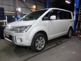 デリカ　D：5 2.4 G パワーパッケージ 4WD　本州仕入・ナビ・TV・Bカメラ・両側電動 2400