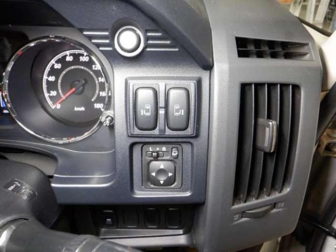 デリカD：5 2.4 G パワーパッケージ 4WD　本州仕入・ナビ・TV・Bカメラ・両側電動 2400