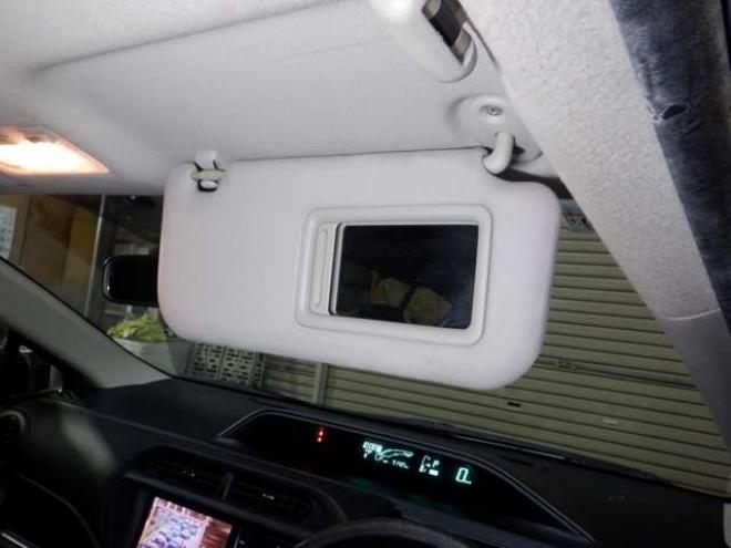 アクア1.5 G ブラックソフトレザーセレクション　本州仕入・ナビ・TV・B/T・レザーシート 2WD 1500