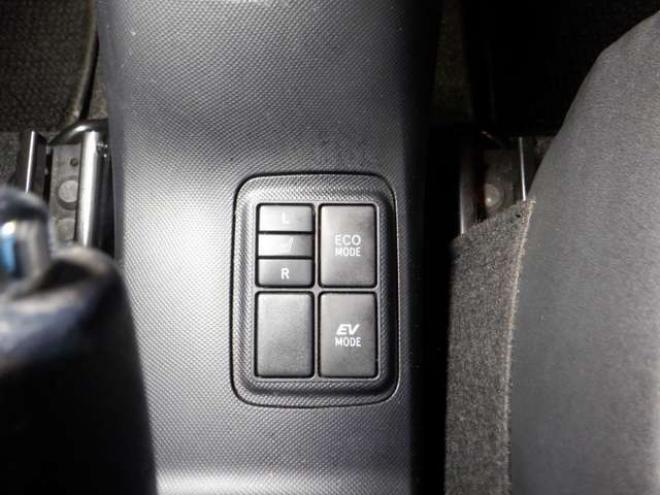 アクア1.5 G ブラックソフトレザーセレクション　本州仕入・ナビ・TV・B/T・レザーシート 2WD 1500