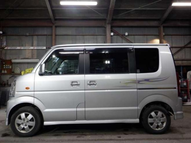 エブリィワゴン PZターボ ディスチャージヘッドランプ装着車 4WD　ナビ・TV・Bカメラ・パワスラ・ETC・HID 660
