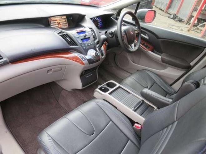 オデッセイ2.4 M 4WD　 2400