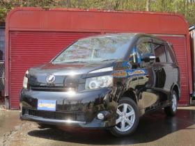 ヴォクシー　2.0 トランスX 4WD　 2000