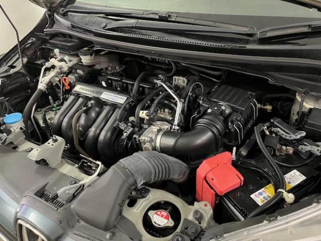 フィット１３Ｇ　Ｌパッケージ　コンフォートビューＰＫＧ　ワンオーナー　寒冷地仕様　禁煙車　ＷＡＫＯＳバリアスコーティング済　社外１５インチＡＷ　社外１５ＡＷ＋スタッドレスタイヤ付　純正ギャザースナビ（地デジ　ＤＶＤ再生　Ｂｌｕｅｔｏｏｔｈ）＋バックカメラ　純正ＬＥＤヘッドライト　ＰＵＳＨスタート　スマートキー　ミラーヒーター　フロントガラス熱線　アイドリングストップ　盗難防止装置　横滑り防止装置　ＥＴＣ 4WD 1300 5Dr