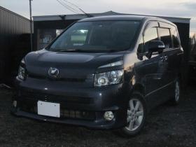 ヴォクシー　2.0 ZS 煌 4WD　両側パワースライドドア 2000