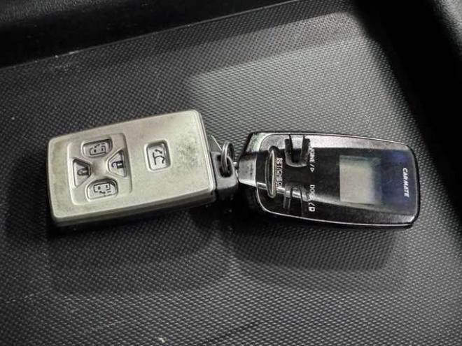 ヴェルファイア2.4 Z プラチナセレクション 4WD　夏冬タイヤ　両側Pスライド　Bluetooth 2400