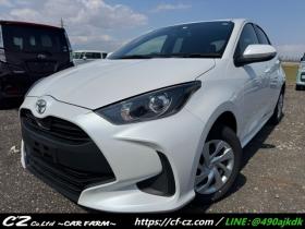 ヤリス　1.5 X 4WD　Bluetooth　ナビ　Bカメラ　3年保証 1500