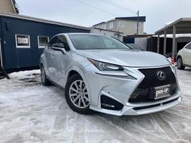 レクサス　NX 200t 4WD　 2000