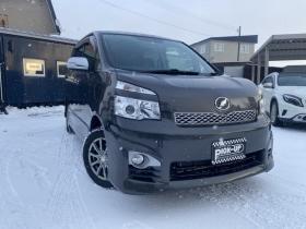 ヴォクシー　2.0 ZS 煌II 4WD　 2000