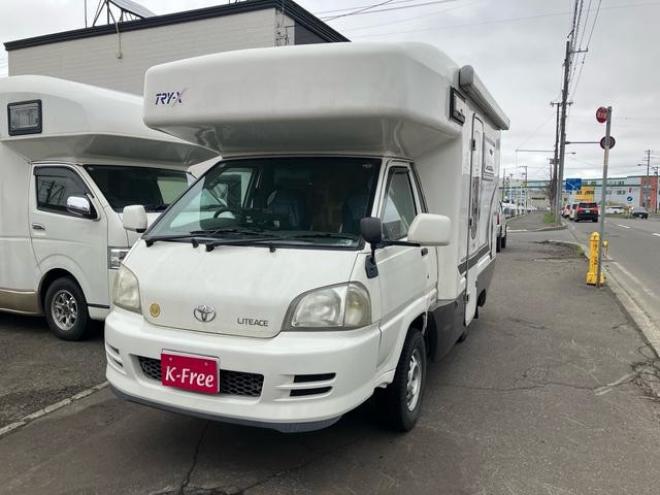 タウンエーストラック　４ＷＤ　キャンピング仕様　取り扱い説明書　ＩＨヒーター　外部電源　シンク　収納　電子レンジ　Ｆｆヒーター　　トイレ　冷蔵庫　テレビ　キャンピングカー部分の取扱説明書　シートカバー　ＥＴＣ　ナビ 4WD 1800 2Dr