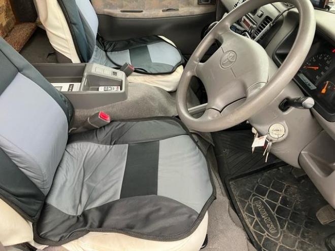 タウンエーストラック　４ＷＤ　キャンピング仕様　取り扱い説明書　ＩＨヒーター　外部電源　シンク　収納　電子レンジ　Ｆｆヒーター　　トイレ　冷蔵庫　テレビ　キャンピングカー部分の取扱説明書　シートカバー　ＥＴＣ　ナビ 4WD 1800 2Dr
