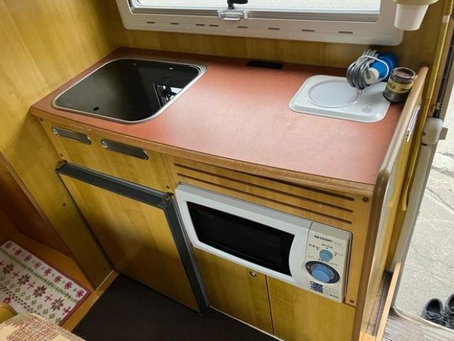 タウンエーストラック　４ＷＤ　キャンピング仕様　取り扱い説明書　ＩＨヒーター　外部電源　シンク　収納　電子レンジ　Ｆｆヒーター　　トイレ　冷蔵庫　テレビ　キャンピングカー部分の取扱説明書　シートカバー　ＥＴＣ　ナビ 4WD 1800 2Dr
