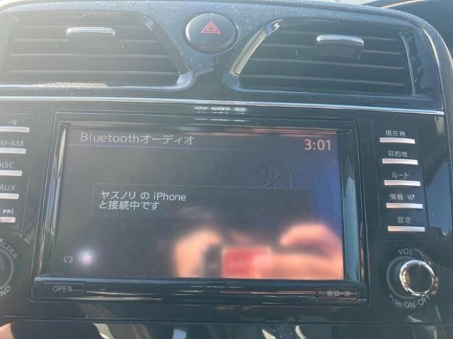 セレナ２０Ｇ　４ＷＤ　後席モニター　両側パワースライドドア　ＥＴＣ　スマートキー　エンジンスターター　ＴＶ　ナビ　Ｂｌｕｅｔｏｏｔｈオーディオ　バックカメラ　取扱説明書　後席シートバックテーブル 2WD 2000 5Dr