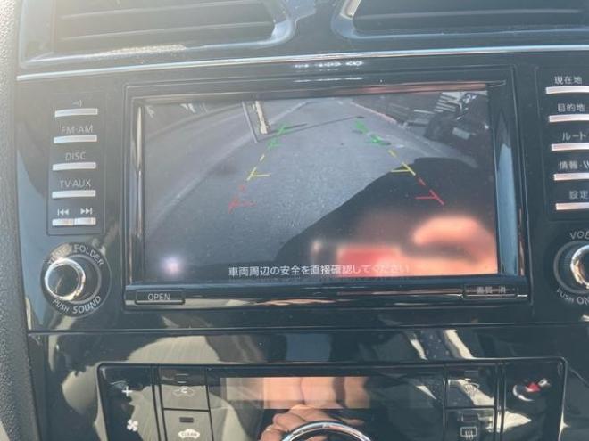 セレナ２０Ｇ　４ＷＤ　後席モニター　両側パワースライドドア　ＥＴＣ　スマートキー　エンジンスターター　ＴＶ　ナビ　Ｂｌｕｅｔｏｏｔｈオーディオ　バックカメラ　取扱説明書　後席シートバックテーブル 2WD 2000 5Dr