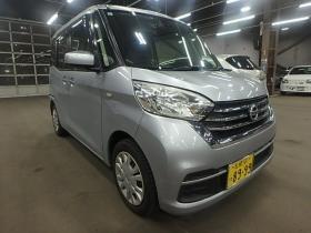 デイズルークス　S 4WD　検8/9ナビテレビドラレコ夏冬タイヤ 660