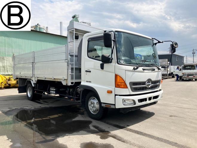 レンジャープロ中古　ワイドファームダンプ　中型トラック