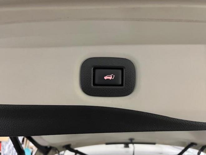 エクストレイル２０Ｘｔ　ブラックエクストリーマエマージェンシーＰＫＧ　本州仕入　禁煙車　ＷＡＫＯＳバリアスコーティング済　純正１７インチブラックＡＷ　社外１７ＡＷ＋スタッドレスタイヤ付　純正ナビ（地デジ　Ｂｌｕｅｔｏｏｔｈ）＋バックカメラ　全方位アラウンドビューカメラ　パワーバックドア　ヒルディセントコントロール　ブラインドスポット　車線逸脱警報　ＬＥＤヘッドライト　純正ルーフレール　両席シートヒーター　インテリジェントキー　横滑り防止装置　タイミングチェーン車　ＥＴＣ 4WD 2000 5Dr