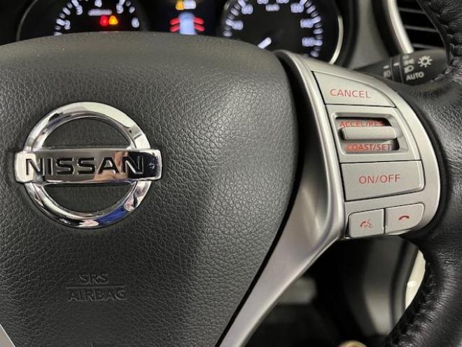 エクストレイル２０Ｘｔ　ブラックエクストリーマエマージェンシーＰＫＧ　本州仕入　禁煙車　ＷＡＫＯＳバリアスコーティング済　純正１７インチブラックＡＷ　社外１７ＡＷ＋スタッドレスタイヤ付　純正ナビ（地デジ　Ｂｌｕｅｔｏｏｔｈ）＋バックカメラ　全方位アラウンドビューカメラ　パワーバックドア　ヒルディセントコントロール　ブラインドスポット　車線逸脱警報　ＬＥＤヘッドライト　純正ルーフレール　両席シートヒーター　インテリジェントキー　横滑り防止装置　タイミングチェーン車　ＥＴＣ 4WD 2000 5Dr