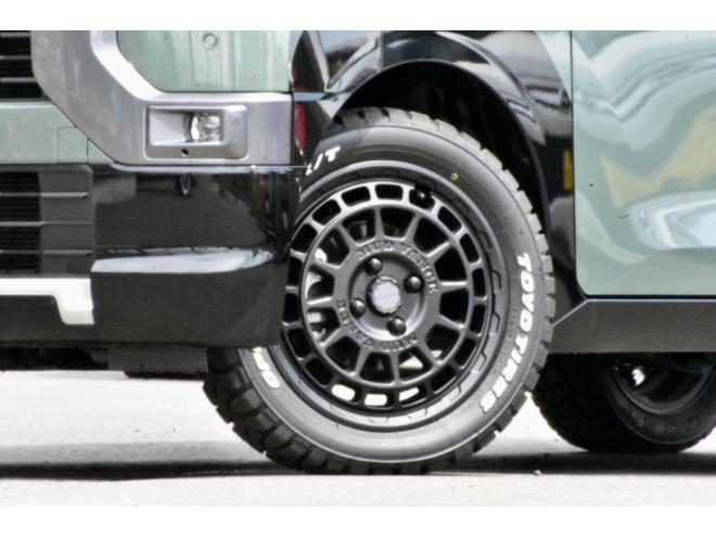 デリカミニTプレミアム　4WD　タローズオリジナル　ブラックエディション