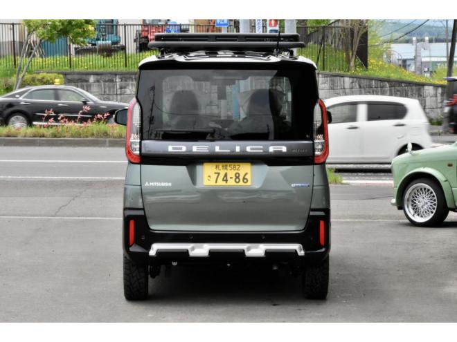 デリカミニTプレミアム　4WD　タローズオリジナル　ブラックエディション