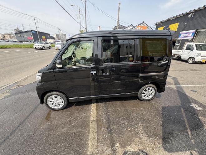 アトレーATRAI WAGON 4WD CUSTOM RS-LTD箱ワゴンTURBO入庫　検2付　 寒冷地仕様　リアヒーター　パワースライドドア　HID　BTフルセグナビ　ベンチシート　キーレス　フォグランプ　スタットレス 4WD 660 5Dr