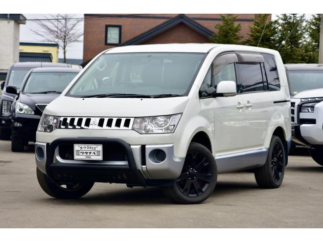 デリカD：5　２.４M　４WD　本州仕入　新品バンパーガード　社外ナビ