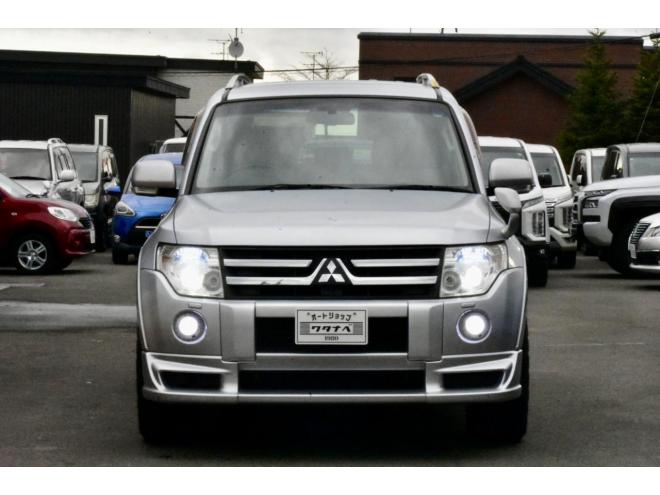 パジェロロング　エクシード　４ＷＤ　本州仕入　ロックフォードサウンド　ＭＫＷ１７インチアルミ　ホワイトレター　ヒッチメンバー付　ナビ／バックカメラ