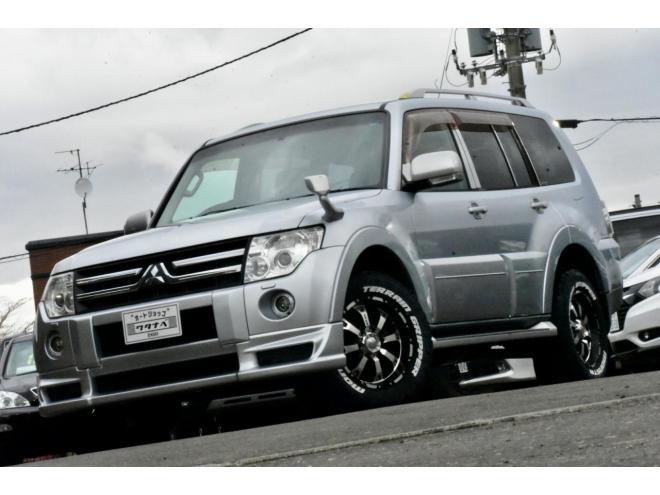 パジェロロング　エクシード　４ＷＤ　本州仕入　ロックフォードサウンド　ＭＫＷ１７インチアルミ　ホワイトレター　ヒッチメンバー付　ナビ／バックカメラ