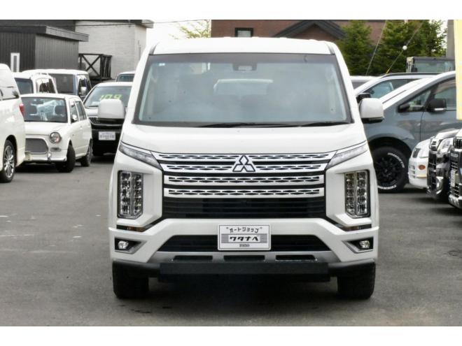 デリカD：5　Ｇパワーパッケージ　４ＷＤ　本州仕入　後期モデル　公認５名乗車　ワンオーナ　新品シートカバー　バンパーガード　電動リアゲート　シートヒータ　社外ナビ・Ｂカメラ　ＥＴＣ