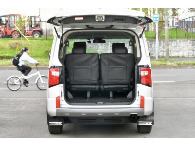 デリカD：5　Ｇパワーパッケージ　４ＷＤ　本州仕入　後期モデル　公認５名乗車　ワンオーナ　新品シートカバー　バンパーガード　電動リアゲート　シートヒータ　社外ナビ・Ｂカメラ　ＥＴＣ