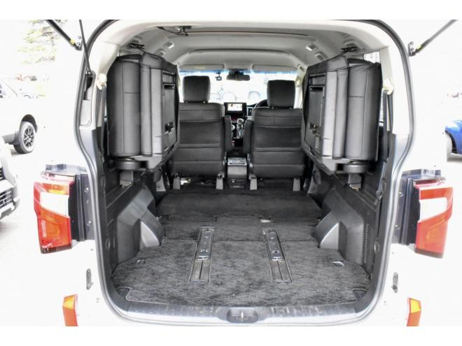 デリカD：5　Ｇパワーパッケージ　４ＷＤ　本州仕入　後期モデル　公認５名乗車　ワンオーナ　新品シートカバー　バンパーガード　電動リアゲート　シートヒータ　社外ナビ・Ｂカメラ　ＥＴＣ