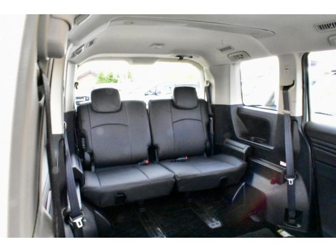 デリカD：5　Ｇパワーパッケージ　４ＷＤ　本州仕入　後期モデル　公認５名乗車　ワンオーナ　新品シートカバー　バンパーガード　電動リアゲート　シートヒータ　社外ナビ・Ｂカメラ　ＥＴＣ