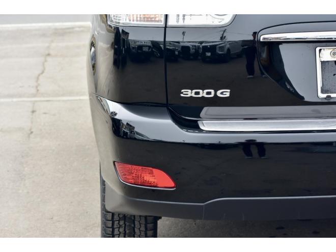 ハリアー３００Ｇ　Ｌパッケージ　４ＷＤ　ダッシュ割れ無　社外ナビ付　走行５万ｋｍ台　寒冷地仕様