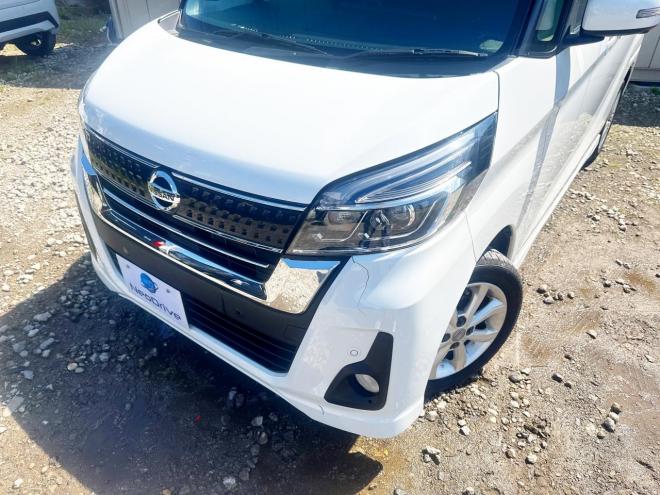 デイズルークス660ハイウェイスターXターボ 4WD　1年保証　本州仕入　純正ナビ　Bluetooth 