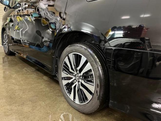アルファードＳ　Ｃパッケージ後期型　本州仕入　禁煙車　プリクラッシュ　レーダークルーズ　レーントレーシング　純正１８インチＡＷ　社外１６ＡＷ＋スタッドレスタイヤ付　純正ナビ（Ｍｉｒａｃａｓｔ　Ｂｌｕｅｔｏｏｔｈ）＋バックカメラ　両側パワースライドドア　パワーバックドア　純正ブラックレザーシート　電動オットマン　三眼ＬＥＤヘッドライト　前後ドライブレコーダー　ステアリングヒーター　シートヒーター＆クーラー　ＥＴＣ 4WD 2500 5Dr