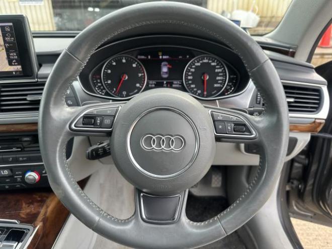 アウディA7スポーツバック 3.0TFSIクワトロ 4WD 3000 5Dr