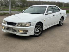 ローレル　2.5 25クラブS タイプX 5名 2500 4Dr