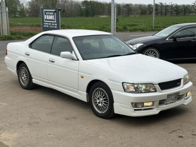 ローレル2.5 25クラブS タイプX 5名 2500 4Dr