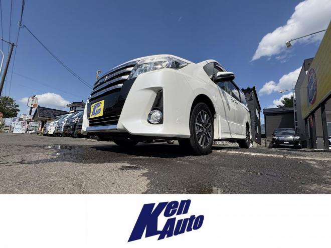 ノアNOAH 4WD SIアルパイン10インチ付フルセグBT　検2付　本州仕入　寒冷地仕様　熱線ガラス　リアヒータースペアータイヤ　バックカメラ　両パワースライドドア　フォグランプ　自由自在の7人乗り　LEDヘッド　スマートキー　ETC　ドラレコ前後 4WD 2000 5Dr